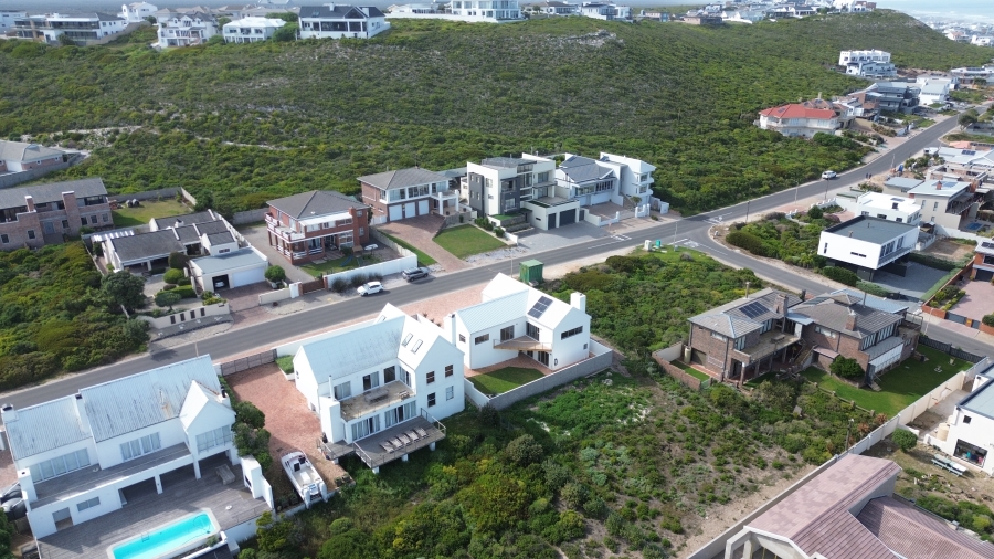 3 Bedroom Property for Sale in Yzerfontein Western Cape